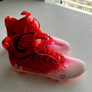 NWOT Under Armour Football Cleats